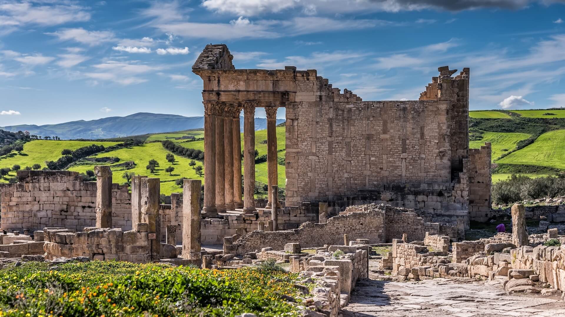 La cité romaine de Dougga, la mieux conservée d'Afrique du Nord